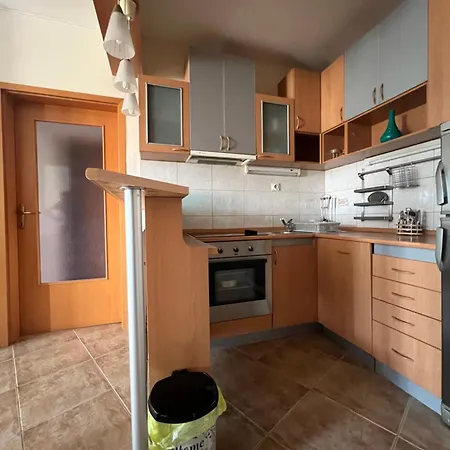 Apartment Cozy, Modern In The Center Of The City! *